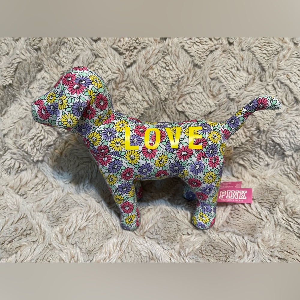Victoria Secret PINK dog ❤️‍🔥